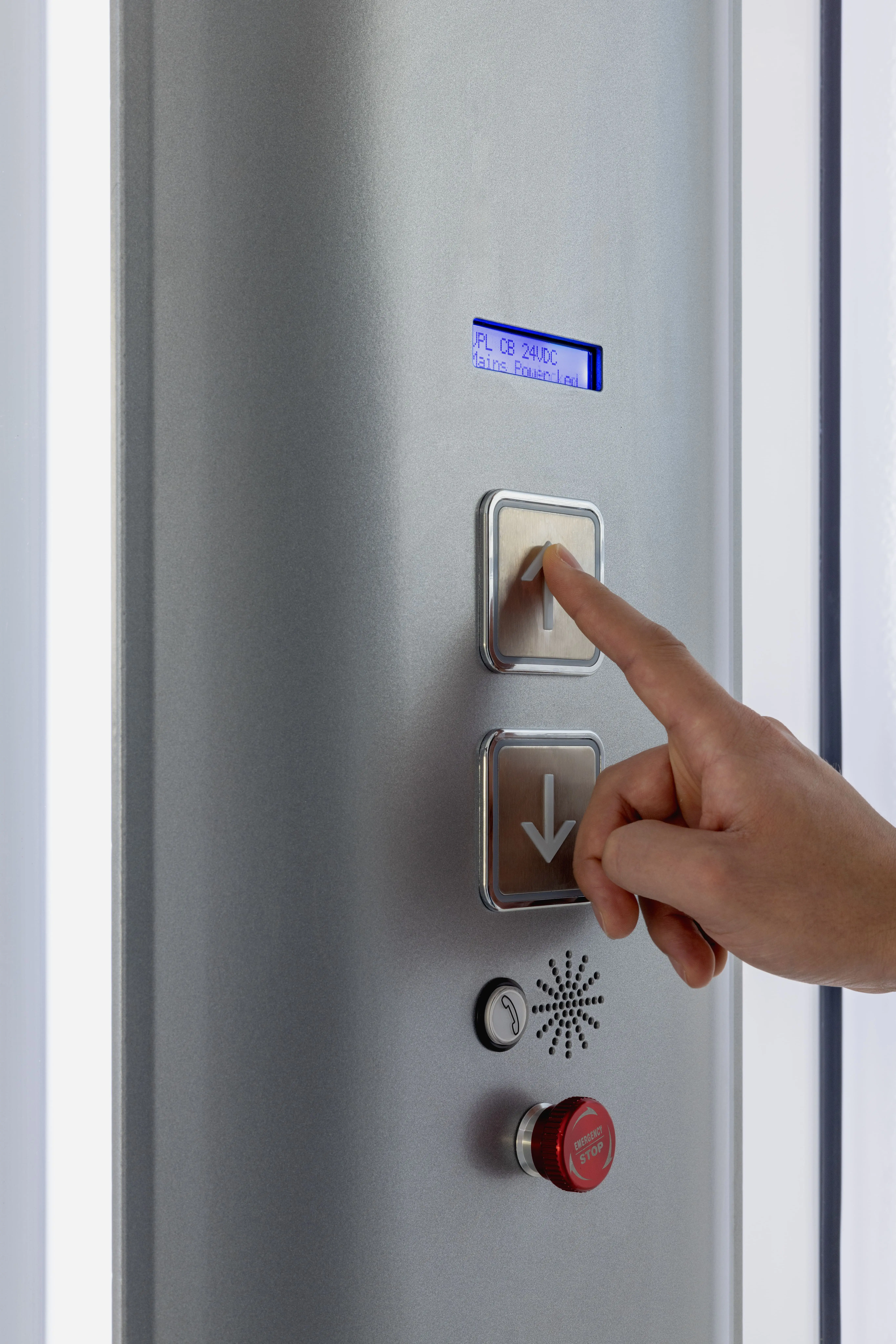 Savaria Luma Homelift Bedienfeld – LCD-Display und beleuchtete Drucktasten